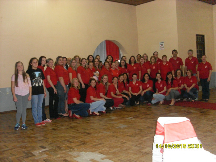 Escola Ayrton Senna comemora o Dia da Criança, professores e funcionários