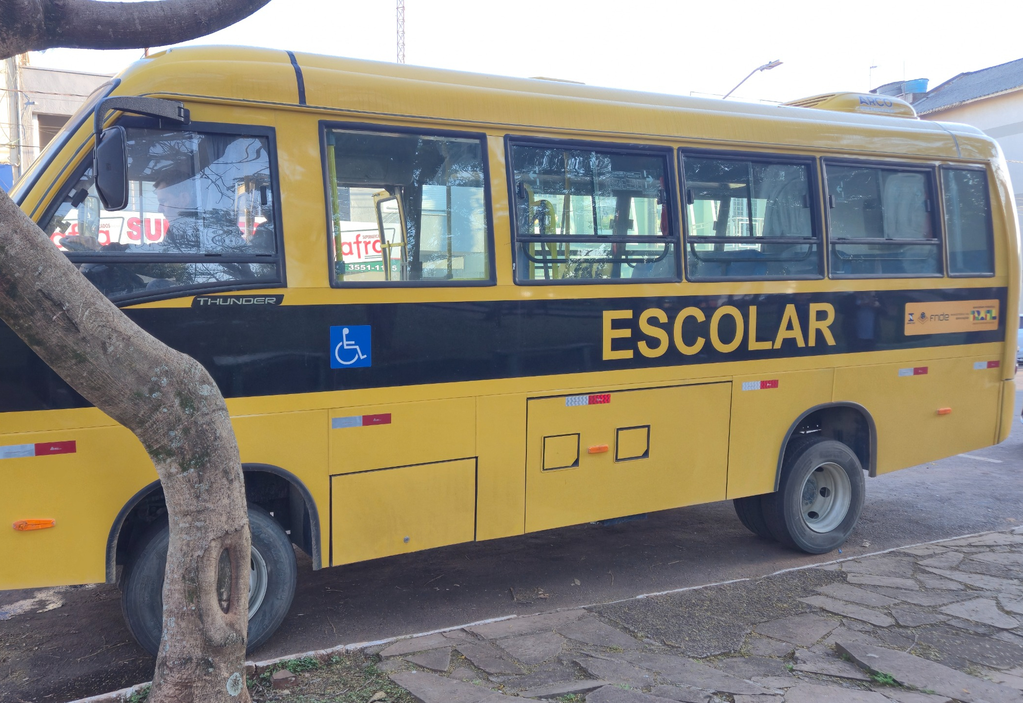TENENTE PORTELA ADQUIRE SEGUNDO ÔNIBUS ESCOLAR EM MENOS DE UMA SEMANA