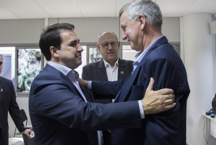 Prefeito de Rio dos Índios é eleito presidente da Famurs 
