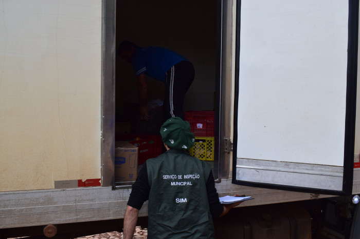 Serviço de Inspeção Municipal (S.I.M.) realiza ação de fiscalização e combate à clandestinidade de produtos de origem animal em Tenente Portela