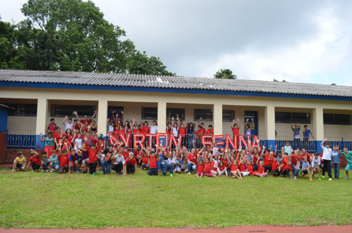 Escola Municipal Ayrton Senna comemora 14 anos