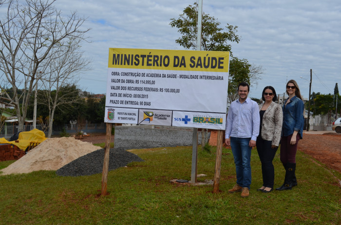 Iniciada obra da Academia da Saúde na Praça em frente ao Ginásio do Cléia