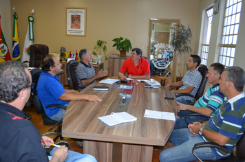 Agricultores, administrações municipais e órgãos ligados debaterão questões da suinocultura