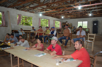 Produtores recebem orientação através de curso sobre Reprodução e Melhoramento Genético
