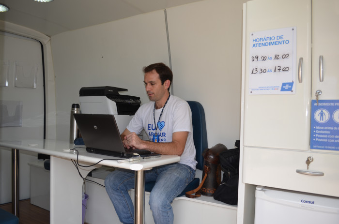 Unidade Móvel do Sebrae prestou atendimentos em Tenente Portela