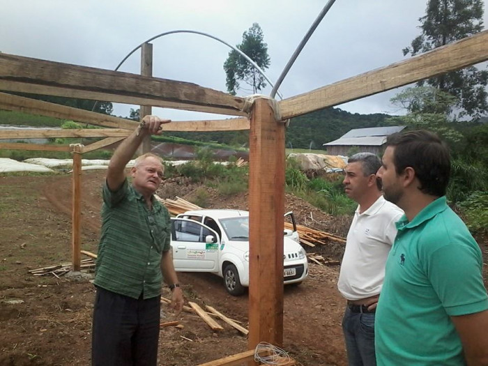 SMDR abre inscrições para agricultores interessados em excursão sobre produção hidropônica