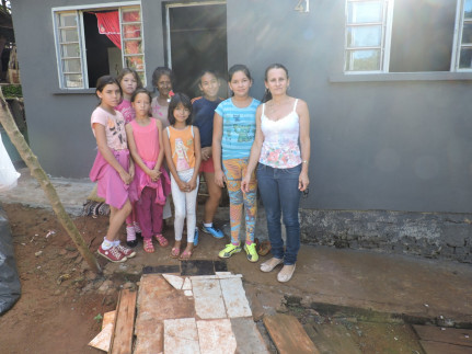  A Escola Municipal do Bairro São Francisco presta homenagem as mulheres do bairro