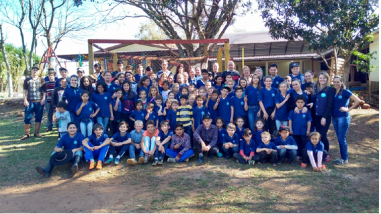 Escola Marcílio Dias Realiza Dia do Lazer para Alunos