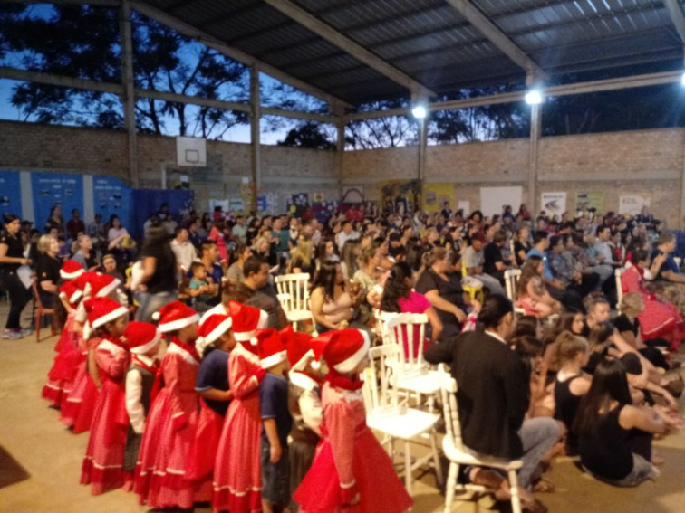 Escola Marcílio Dias Realiza Tradicional  Evento Família na Escola 