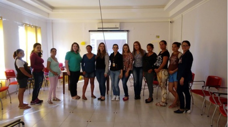 Grupo de gestantes Laços de Amor atendido pelo CRAS visitam  Hospital Santo Antônio em Tenente Portela